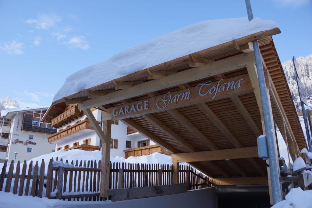 Garni Tofana Hotel Corvara In Badia Exterior photo