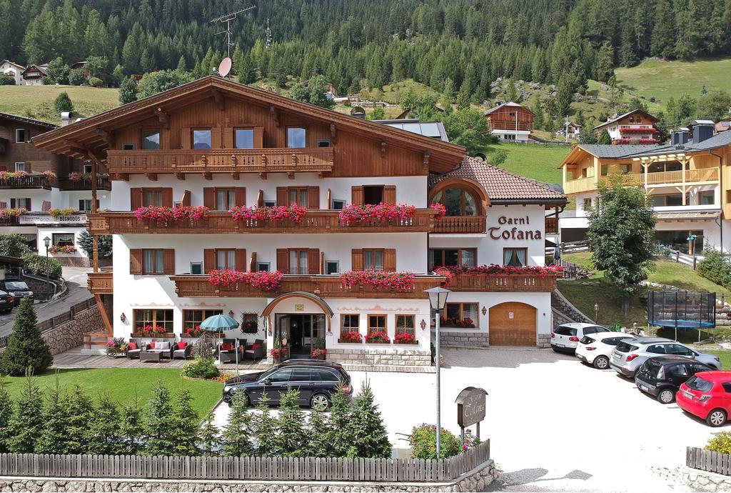 Garni Tofana Hotel Corvara In Badia Exterior photo